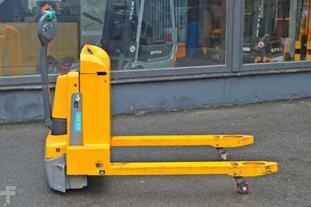 Lavansiirtovaunu 2019  Jungheinrich EJE 114 (1)