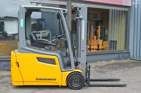 Elektro 3 Rad 2017  Jungheinrich EFG 216i (1)