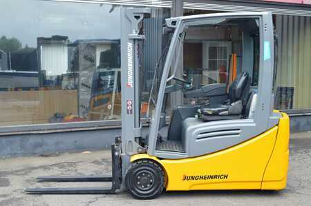 Elektro 3 Rad 2017  Jungheinrich EFG 216i (2)