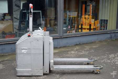 Elektrische palletwagens 2019  Jungheinrich EJE i25 (2)