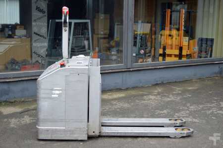 Elektrische palletwagens 2019  Jungheinrich EJE i25 INOX (2)