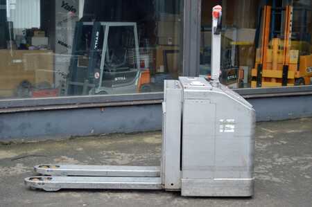 Elektrische palletwagens 2019  Jungheinrich EJE i25 INOX (3)