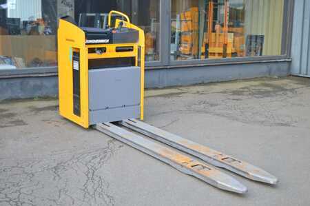 Elektromos emelőkocsik 2017  Jungheinrich ESE 220 Batterie Bj2022 (4)