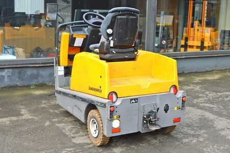 Schlepper 2016  Jungheinrich EZS 570 (5)
