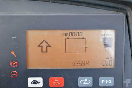 Schlepper 2016  Jungheinrich EZS 570 (8)