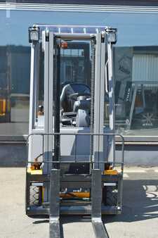 Electric - 3 wheels 2020  Jungheinrich EFG 113 (3)