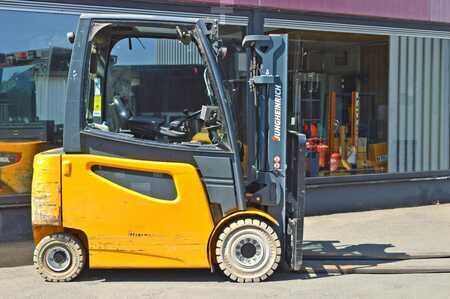 El Truck - 4-hjul 2014  Jungheinrich EFG 425ks (2)