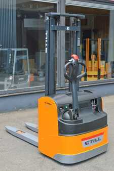 Stacker pedestre 2003  Still EGV 14 (4)