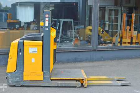 Vertikal-Kommissionierer 2003  Jungheinrich ECP 100 (1)