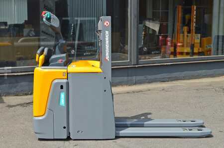 Hochhubwagen 2020  Jungheinrich ERD 220 Batterie Bj. 2024 (1)