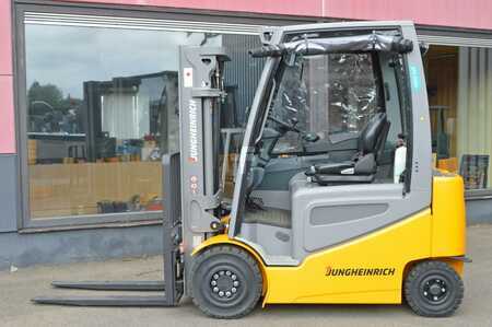 Elektro čtyřkolový VZV 2020  Jungheinrich EFG 425ks Demo Gerät (3)