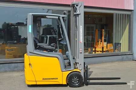 Elektro 3 Rad 2016  Jungheinrich EFG 215 Batterie Bj. 2022 (1)