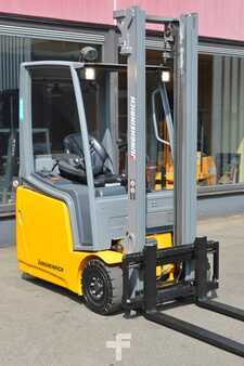 Elektro 3 Rad 2016  Jungheinrich EFG 215 Batterie Bj. 2022 (4)