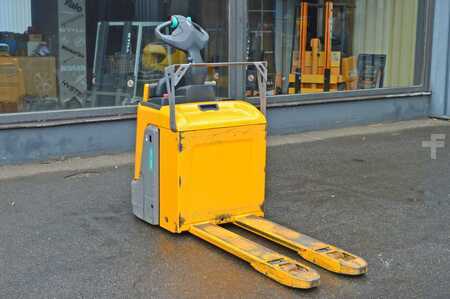 Niederhubwagen 2020  Jungheinrich ERE 120 (5)