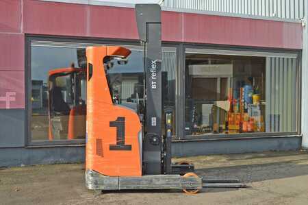 Chariots à mât rétractable 2017  Toyota RRE160H (3)