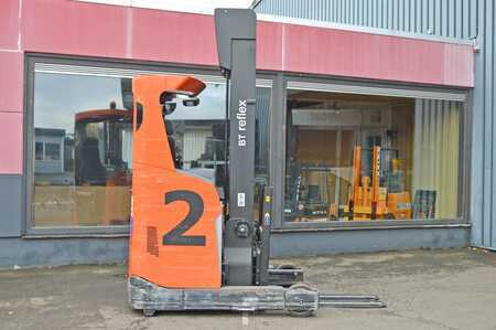 Chariots à mât rétractable 2017  Toyota RRE160H (1)