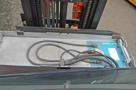 Chariots à mât rétractable 2017  Toyota RRE160H (11)