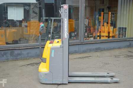 Apilador eléctrico 2019  Jungheinrich EJC 110 (1)