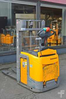 Pinontavaunu 2017  Jungheinrich ERC 212 (5)