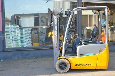 El truck - 3 hjulet 2018  Jungheinrich EFG 115 (4)