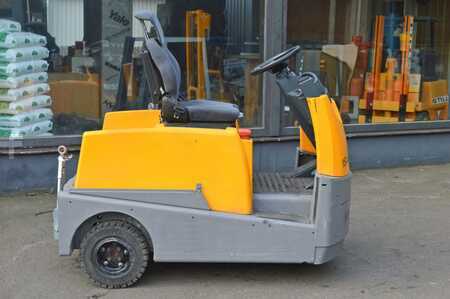 Schlepper 2017  Jungheinrich EZS 570 (1)