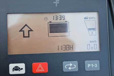 Schlepper 2017  Jungheinrich EZS 570 (7)