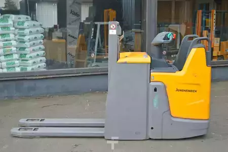 Pallestabler 2018  Jungheinrich ERD 220  Drive Plus (4)
