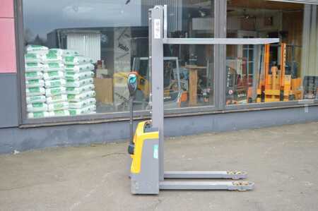 Stoccatori 2021  Jungheinrich EJC M10 (1)