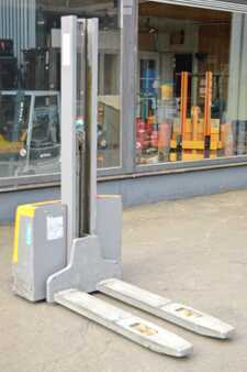 Stoccatori 2020  Jungheinrich EJC M10 (4)