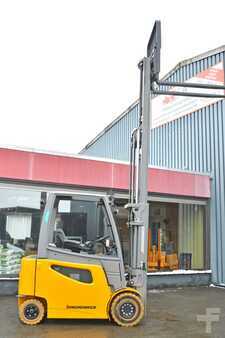 Carrelli elettrici 4 ruote 2019  Jungheinrich EFG 425ks Batterie Bj2023 (3)