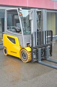 Carrelli elettrici 4 ruote 2019  Jungheinrich EFG 425ks Batterie Bj2023 (5)