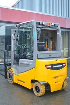 Carrelli elettrici 4 ruote 2019  Jungheinrich EFG 425ks Batterie Bj2023 (8)