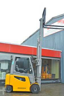 Carrelli elettrici 4 ruote 2017  Jungheinrich EFG 425ks (3)