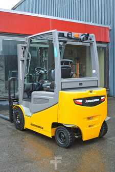 Carrelli elettrici 4 ruote 2017  Jungheinrich EFG 425ks (8)