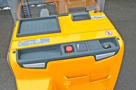 Pallestabler 2024  Jungheinrich EJC 214z Neuwertig (8)