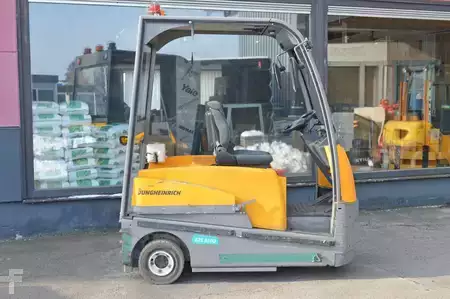 Tractor de arrastre 2016  Jungheinrich EZS 5100XL (1)