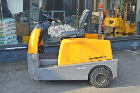 Vetotrukki 2017  Jungheinrich EZS 570 (4)