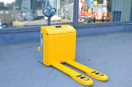 Lavtløftende truck 2019  Jungheinrich EJE 225 (4)