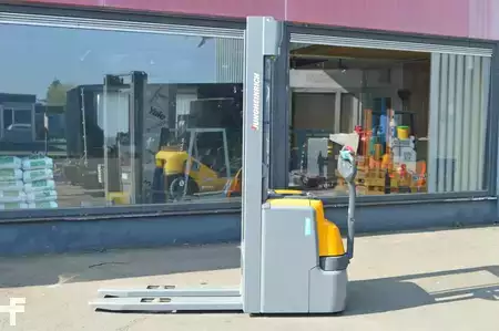 Apilador eléctrico 2020  Jungheinrich EJC 214 (3)