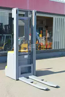 Apilador eléctrico 2020  Jungheinrich EJC 214 (4)