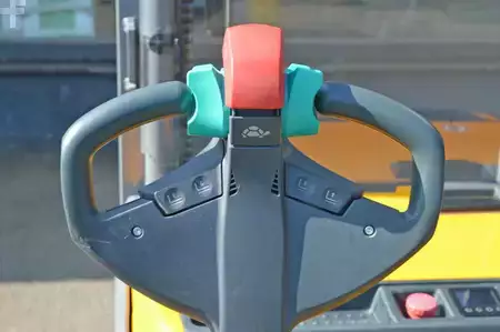 Apilador eléctrico 2020  Jungheinrich EJC 214 (8)