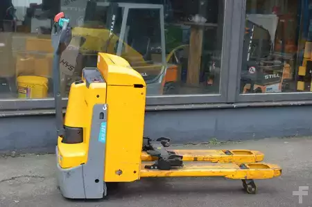Lavtløftende truck 2019  Jungheinrich EJE 225 (3)