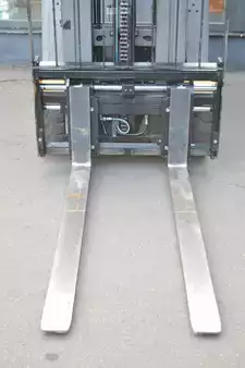 4-wiel elektrische heftrucks 2019  Jungheinrich EFG 425 ks Batterie Bj2021 (8)