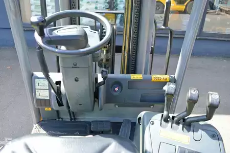 Chariots électriques à 3 roues 2019  Jungheinrich EFG 113 (8)