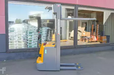 Hochhubwagen 2019  Jungheinrich EJC 216 (4)