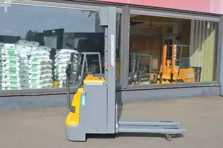 Hochhubwagen 2020  Jungheinrich EJC 214z (5)