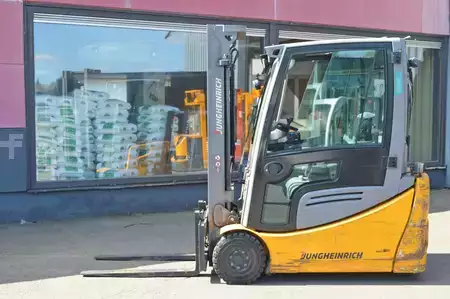 El truck - 3 hjulet 2020  Jungheinrich EFG216 (1)