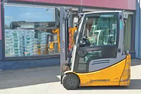El truck - 3 hjulet 2020  Jungheinrich EFG216 (4)
