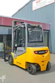 Eléctrico - 4 rodas 2019  Jungheinrich EFG 535k Batterie Baujahr 2024 (6)