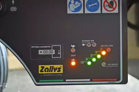Máquinas de plataforma elétrica 2019  [div] Zallys JESPI (11)